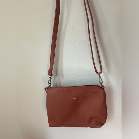 Brand new without tags, Pixie Mood recycled vegan leather tote with 2nd bag - Picture 4 of 4